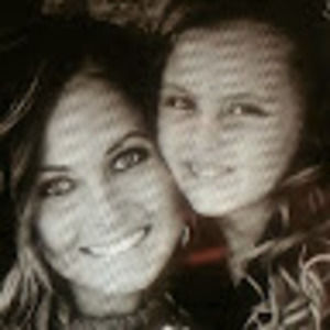 Meet your Posher, Casondra